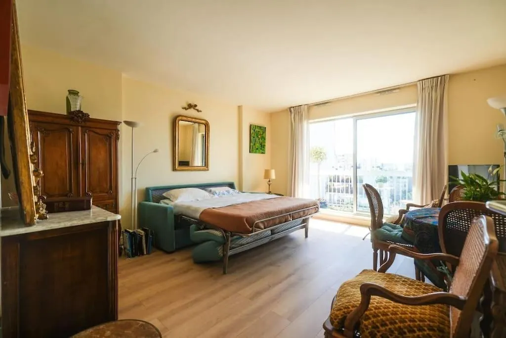 Beautifully Designed 1Br With King Size Bed Apartment Paris 0*,  France