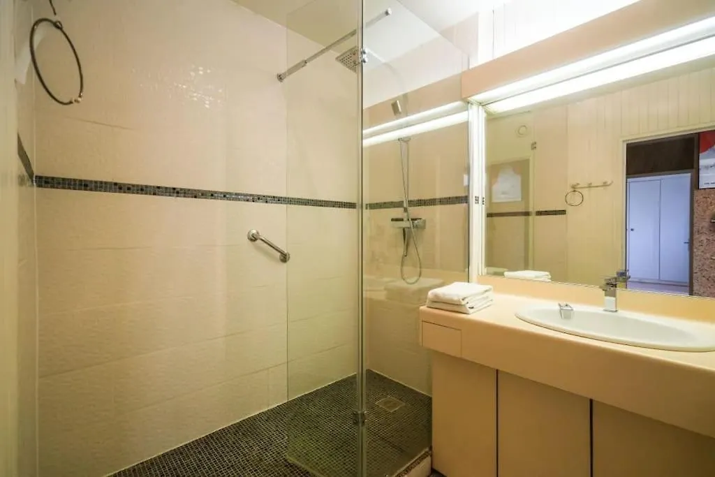 Beautifully Designed 1Br With King Size Bed Apartment Paris France