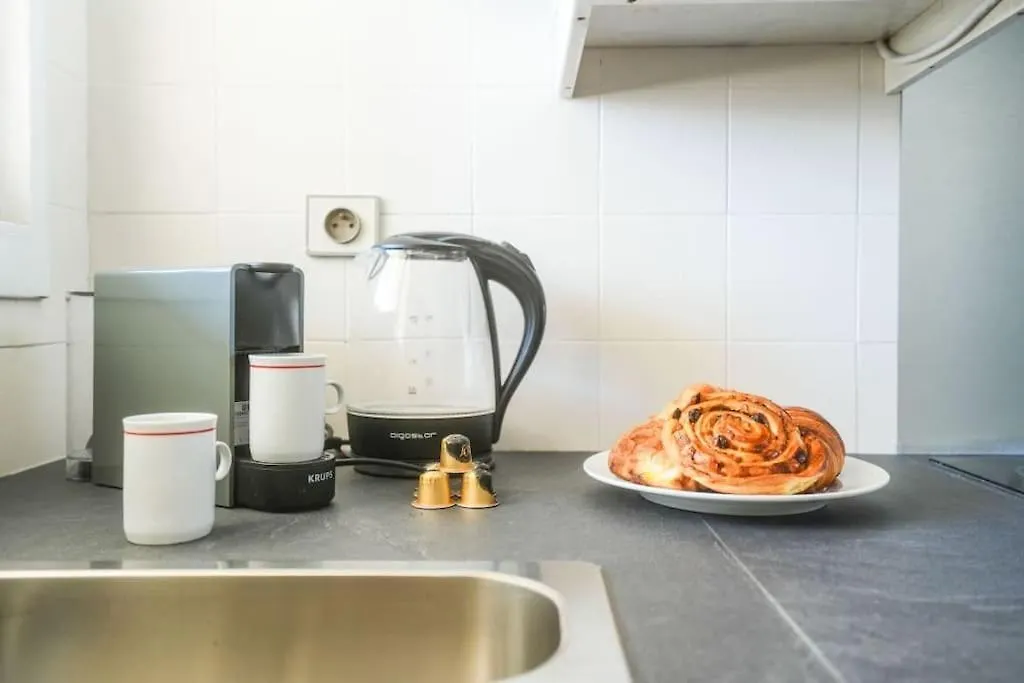 Beautifully Designed 1Br With King Size Bed Apartment Paris 0*,